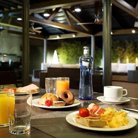 Eurostars Centrum Otel 4*