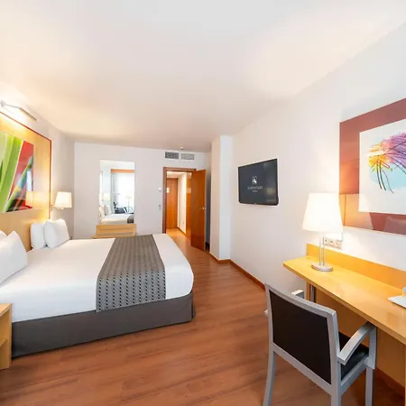 Eurostars Centrum Hotel 4*